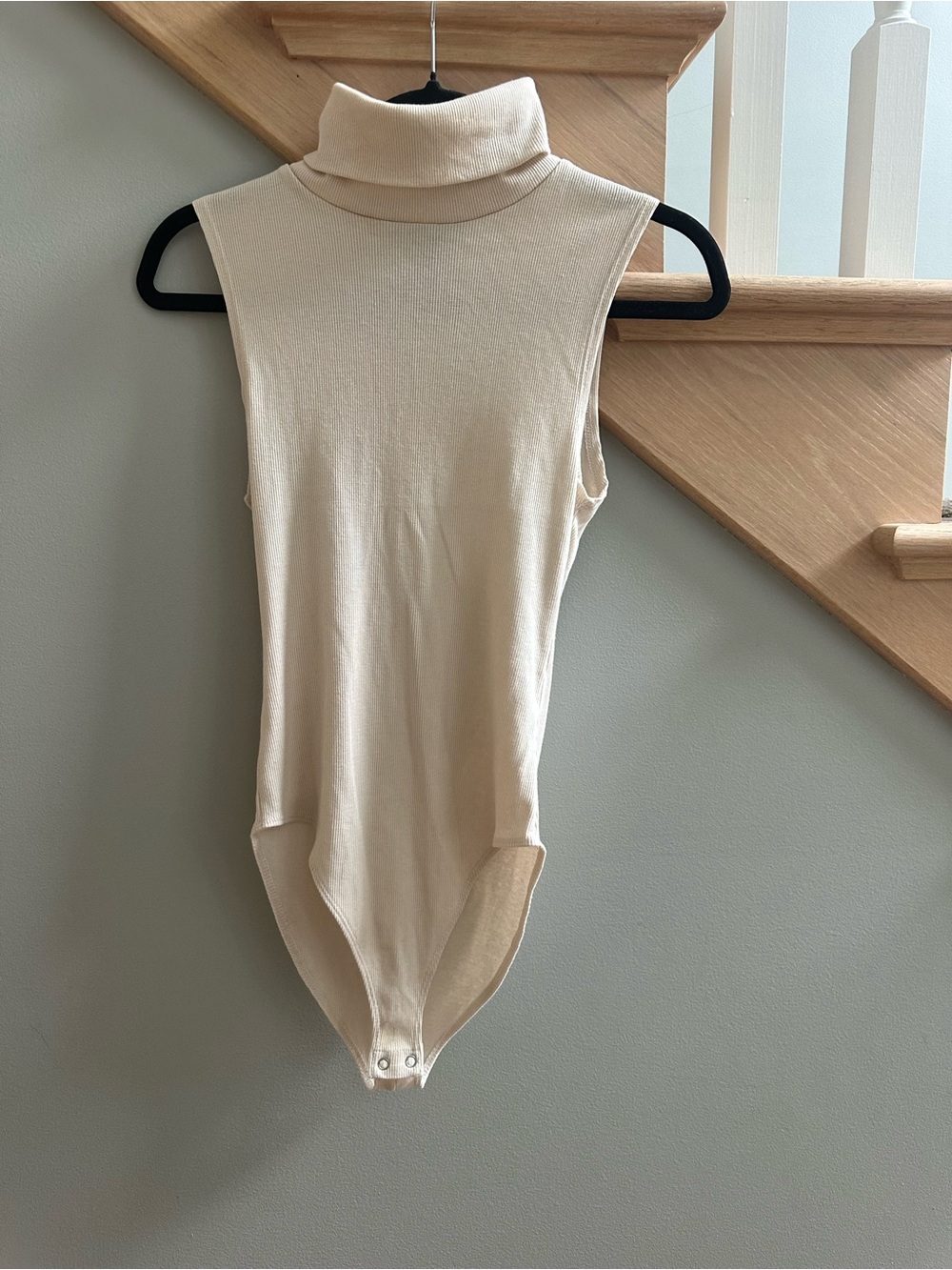 Forever 21 Sleeveless Turtleneck Bodysuit in Ivory